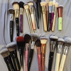 Drugstore Makeup Brushes Bundle Never Used